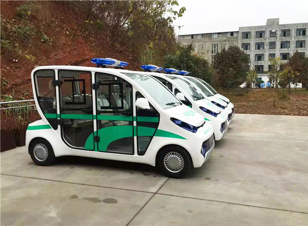 重慶城市管理執(zhí)法車.jpg